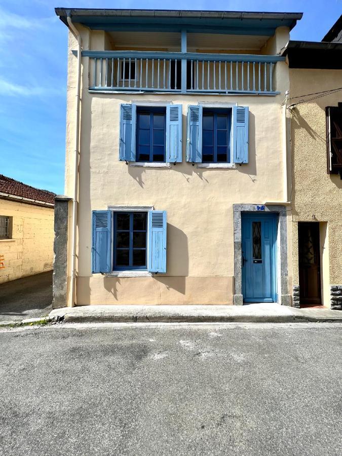 Le Gite Du Bonheur Bagneres-de-Bigorre Luaran gambar